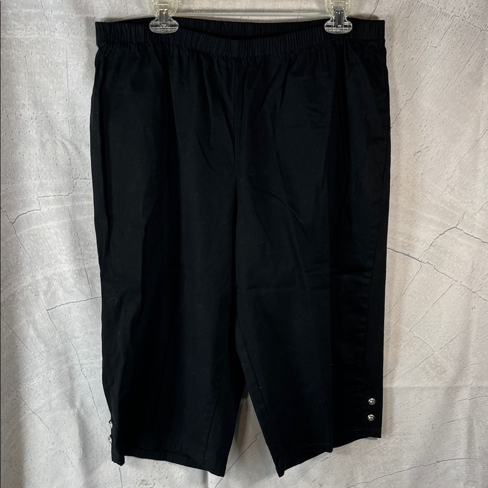 Just My Size Pull On Elastic Waist Capri Pants